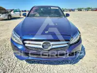 2018 Mercedes Benz C-Class photo
