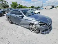 2018 Mercedes Benz C-Class photo