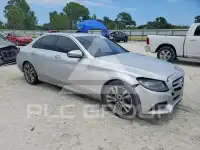 2018 Mercedes Benz C-Class фото