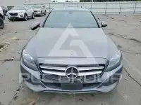 2018 Mercedes Benz C-Class фото
