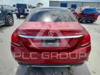 2018 Mercedes Benz C-Class фото