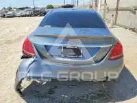 2018 Mercedes Benz C-Class photo