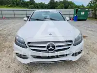 2018 Mercedes Benz C-Class фото