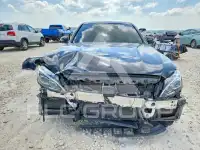 2018 Mercedes Benz C-Class photo