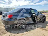2018 Mercedes Benz C-Class photo