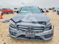 2018 Mercedes Benz C-Class фото