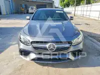 2018 Mercedes Benz E-Class фото
