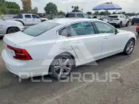 2018 Volvo S90 photo