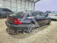 2018 Volvo S90 photo