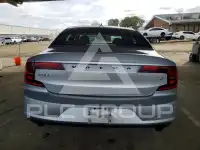 2018 Volvo S90 photo