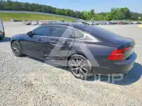 2018 Volvo S90 photo