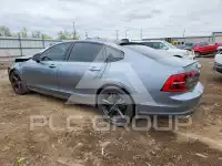 2018 Volvo S90 photo