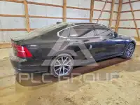 2018 Volvo S90 photo