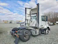 2018 Volvo VNL фото
