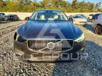2018 Volvo XC60 photo