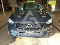 2018 Volvo XC60 photo