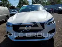2018 Volvo XC60 фото
