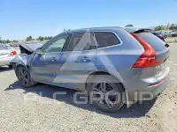 2018 Volvo XC60 photo