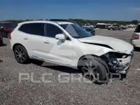 2018 Volvo XC60 photo