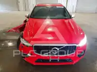 2018 Volvo XC60 фото