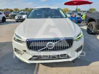 2018 Volvo XC60 фото