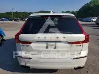 2018 Volvo XC60 photo