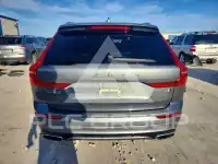 2018 Volvo XC60 фото
