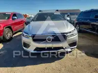 2018 Volvo XC60 фото