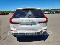 2018 Volvo XC60 photo