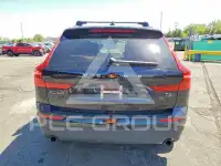 2018 Volvo XC60 photo