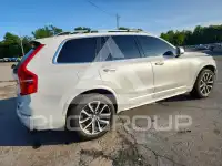 2018 Volvo XC90 photo