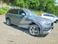 2018 Volvo XC90 photo