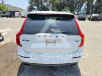 2018 Volvo XC90 фото