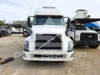 2018 Volvo VNL фото