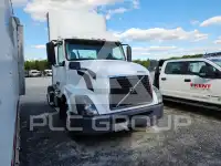 2018 Volvo VNL фото