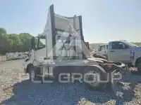 2018 Volvo VNL фото