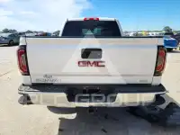 2018 GMC Sierra photo