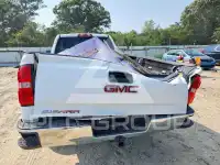 2018 GMC Sierra фото