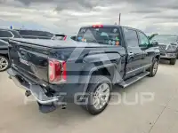 2018 GMC Sierra photo