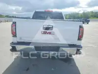 2018 GMC Sierra photo