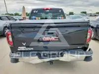 2018 GMC Sierra photo