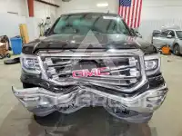 2018 GMC Sierra photo