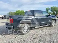 2018 GMC Sierra photo