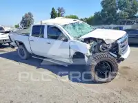 2018 GMC Sierra photo