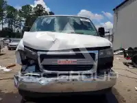 2018 GMC Savana photo