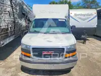 2018 GMC Savana photo