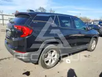 2018 GMC TERRAIN photo