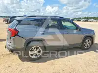 2018 GMC TERRAIN photo