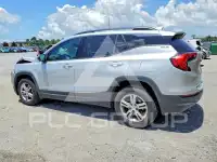 2018 GMC TERRAIN photo