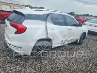 2018 GMC TERRAIN photo
